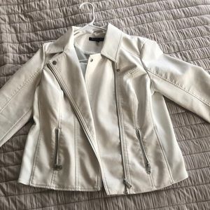 Women’s White leather jacket